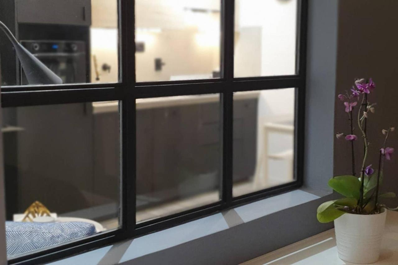 Joivy Heart Of The City 1 Bed Apt Near Castle Belvedere Genoa Ngoại thất bức ảnh