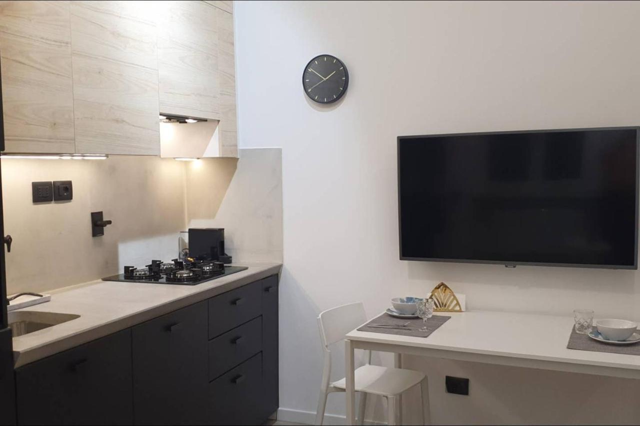 Joivy Heart Of The City 1 Bed Apt Near Castle Belvedere Genoa Ngoại thất bức ảnh